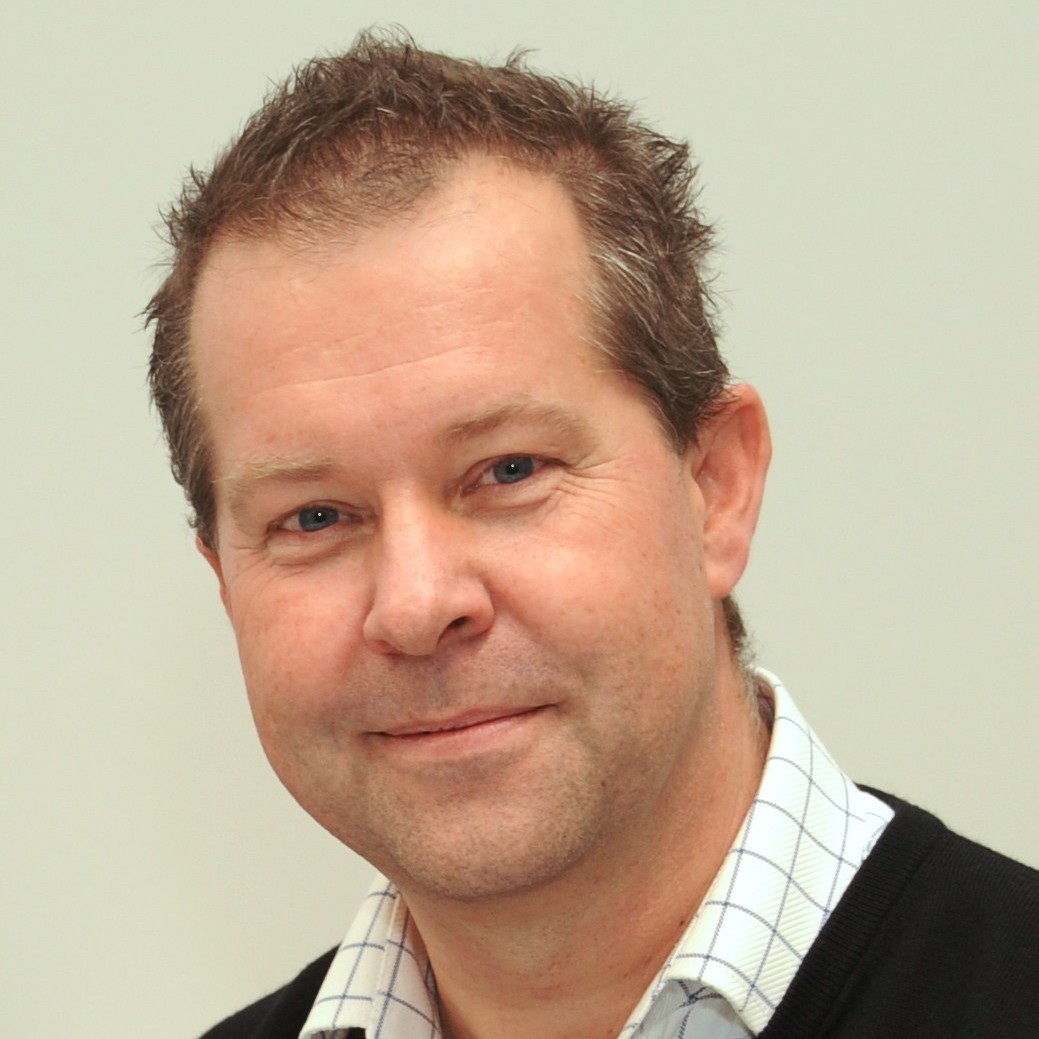 Prof. Dr. Frank Mayer Prof. Dr. Frank Mayer